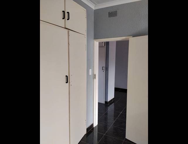 1 BEDROOM PROPERTY TO RENT IN WINDSOR WEST